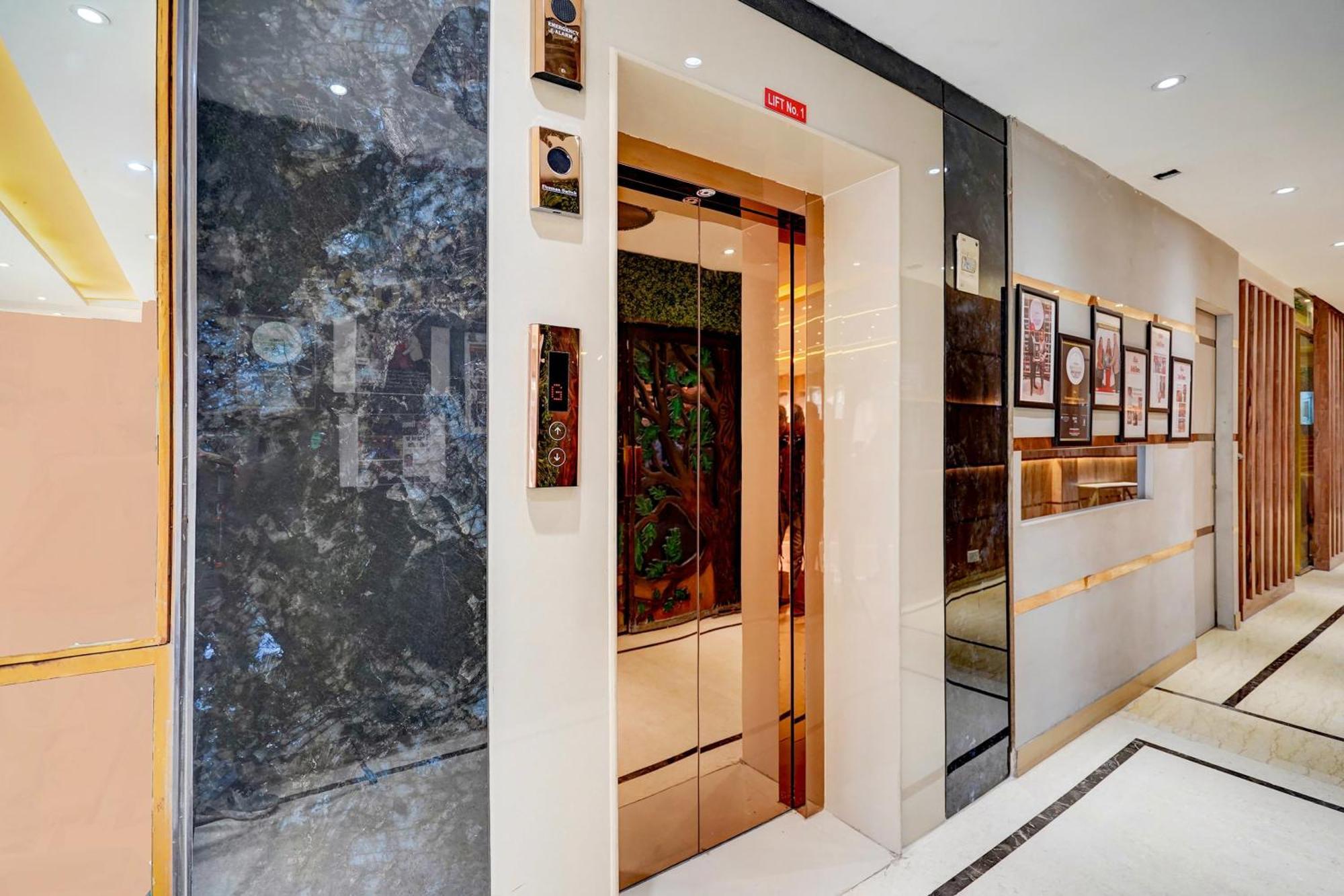 Super Townhouse Jageer Palace Near Mayapuri Chowk Νέο Δελχί Εξωτερικό φωτογραφία